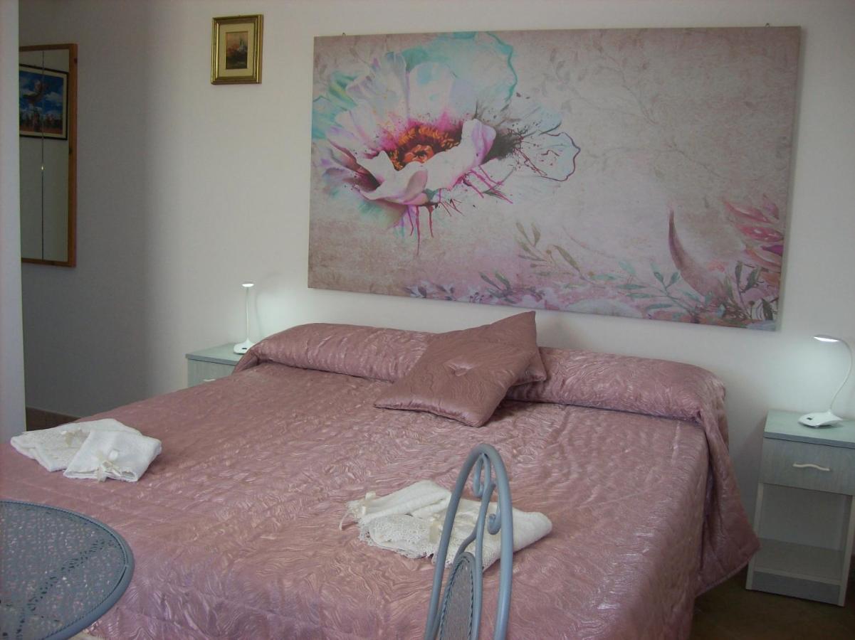 Otranto Le Sancinare Bed & Breakfast Casamassella Eksteriør bilde