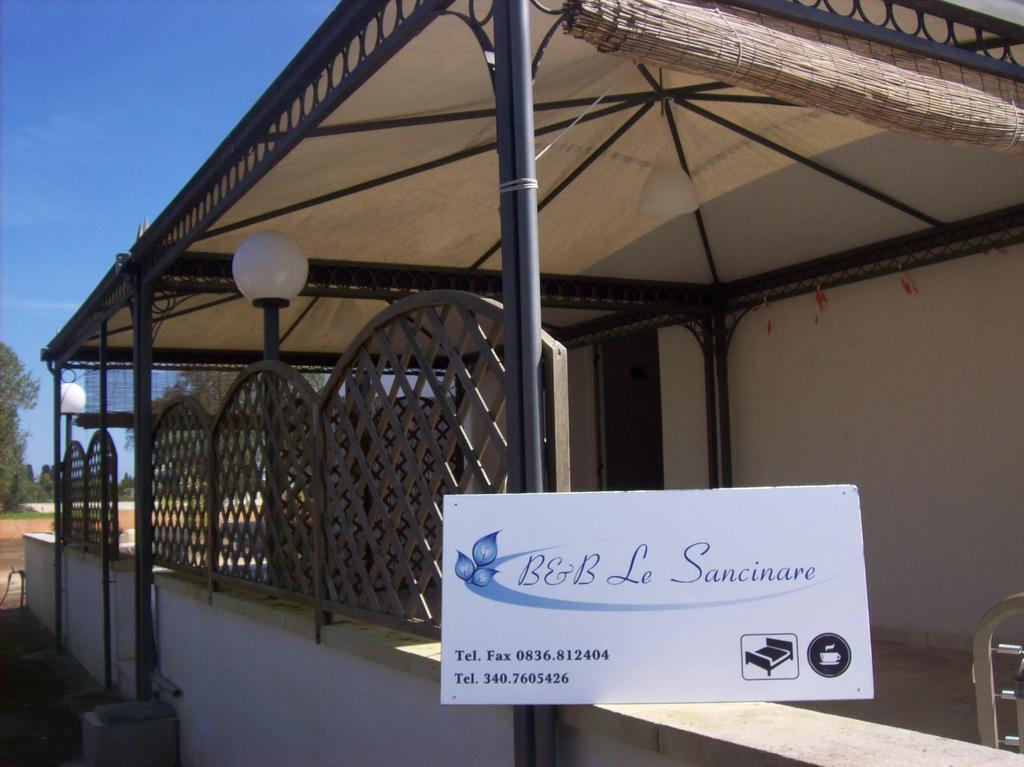 Otranto Le Sancinare Bed & Breakfast Casamassella Eksteriør bilde