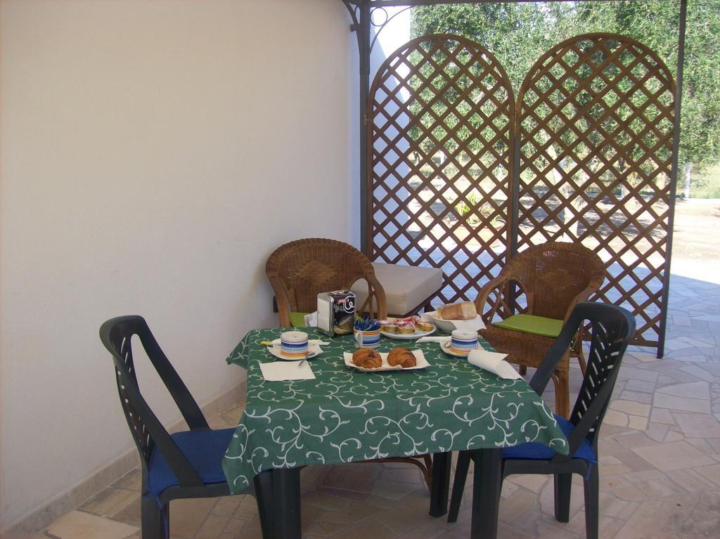Otranto Le Sancinare Bed & Breakfast Casamassella Eksteriør bilde