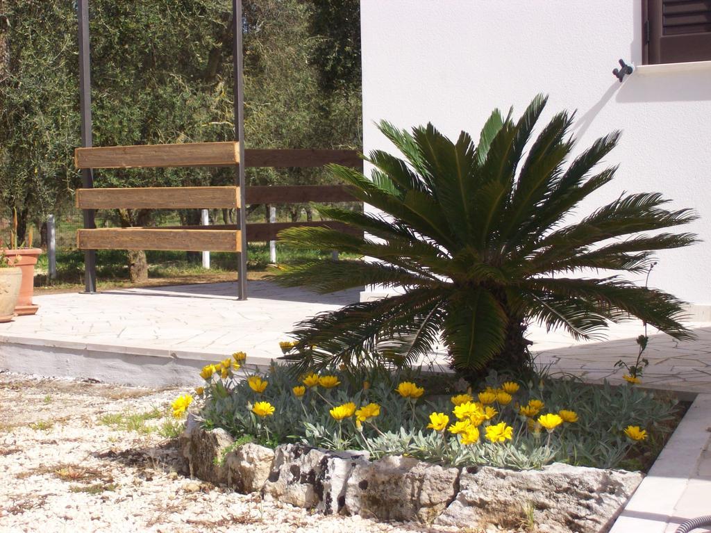 Otranto Le Sancinare Bed & Breakfast Casamassella Eksteriør bilde
