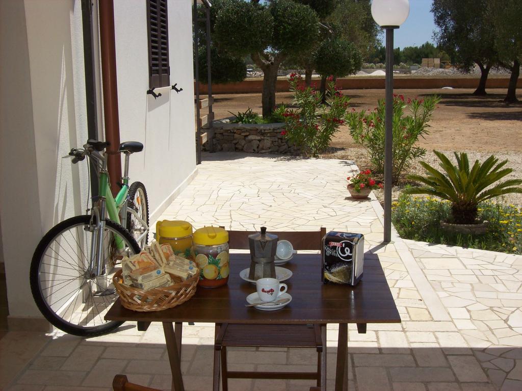 Otranto Le Sancinare Bed & Breakfast Casamassella Eksteriør bilde
