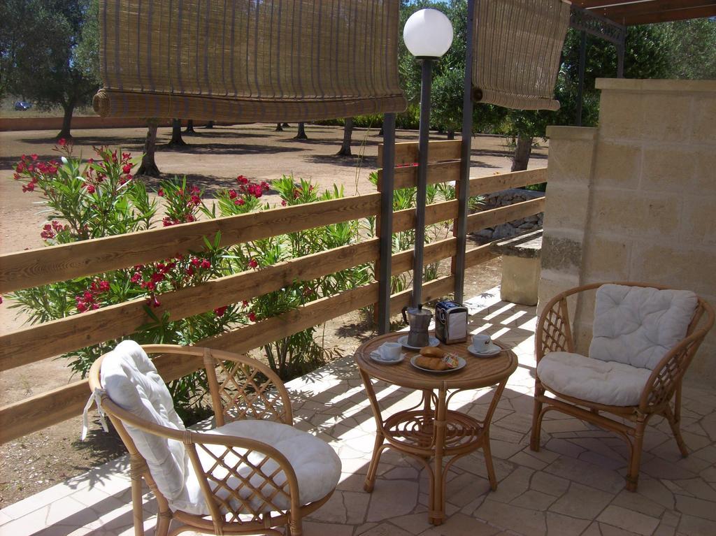 Otranto Le Sancinare Bed & Breakfast Casamassella Eksteriør bilde