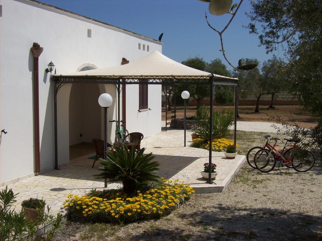 Otranto Le Sancinare Bed & Breakfast Casamassella Eksteriør bilde