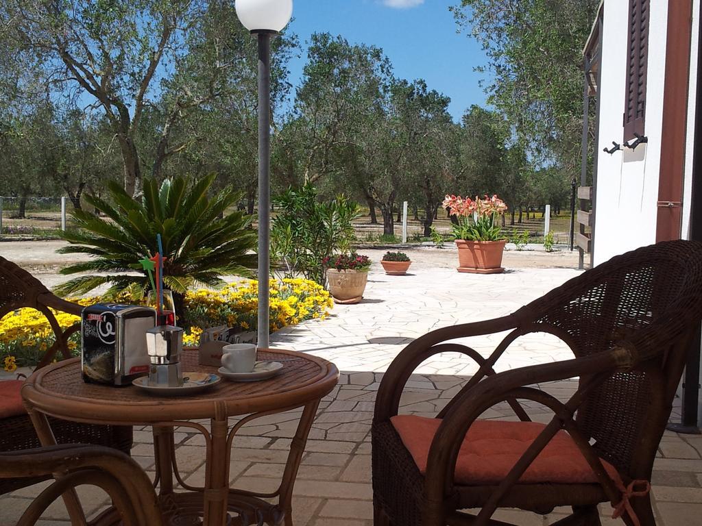 Otranto Le Sancinare Bed & Breakfast Casamassella Eksteriør bilde